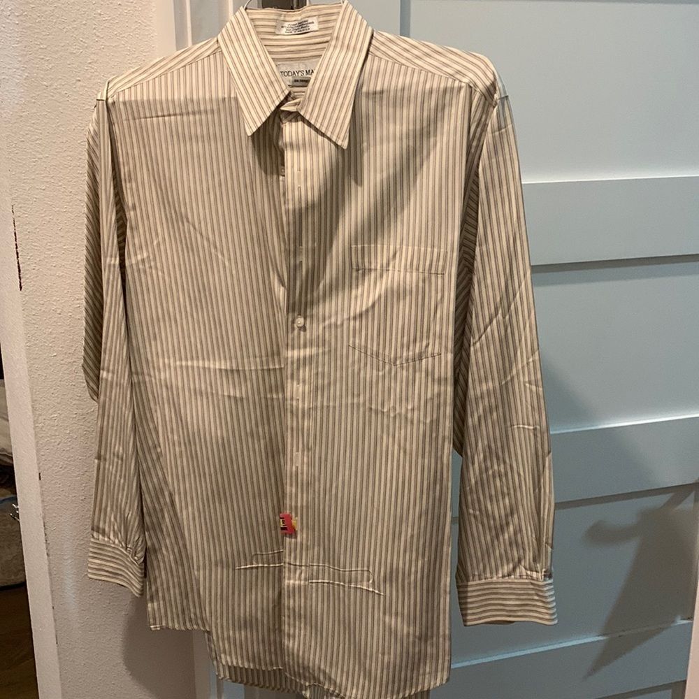 Today’s Man Pinstripe Dress Shirt Size 16 1/2 34